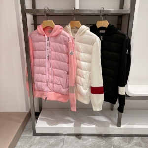 蒙口情侣撞色边袖口棒球服