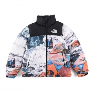 TNF INVINCIBLE 珠穆朗玛峰营地照片羽绒服 Th