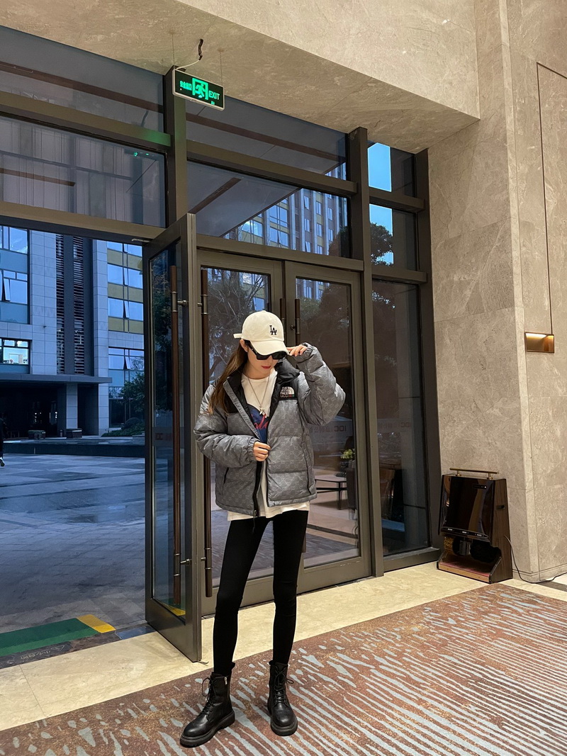 TNF北面联名款羽绒服 跨界联名(图5)