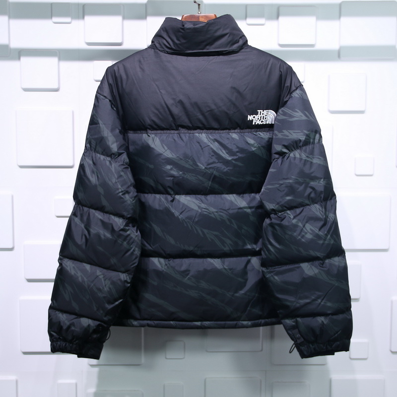 ED5F 斑马 TNF “ZebraLogoPattern”斑马羽绒服 两色 黑色-白色 尺码 S M L XL(图15)