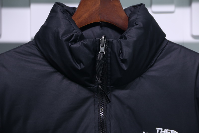 ED5F 斑马 TNF “ZebraLogoPattern”斑马羽绒服 两色 黑色-白色 尺码 S M L XL(图10)