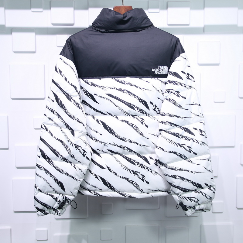 ED5F 斑马 TNF “ZebraLogoPattern”斑马羽绒服 两色 黑色-白色 尺码 S M L XL(图19)